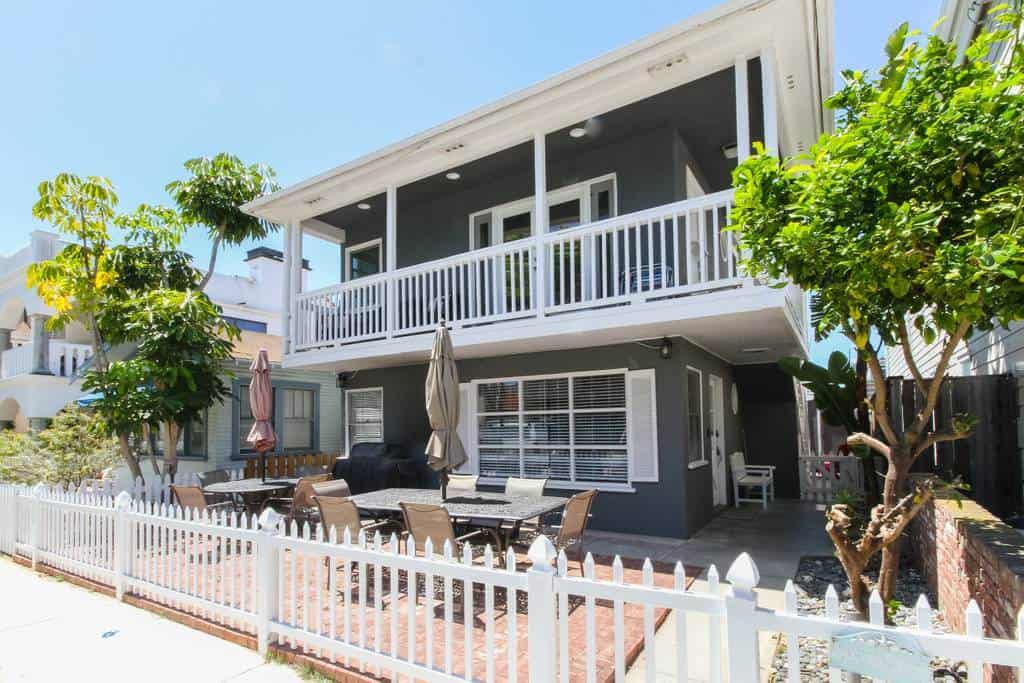 Great budget Airbnb Newport Beach option!