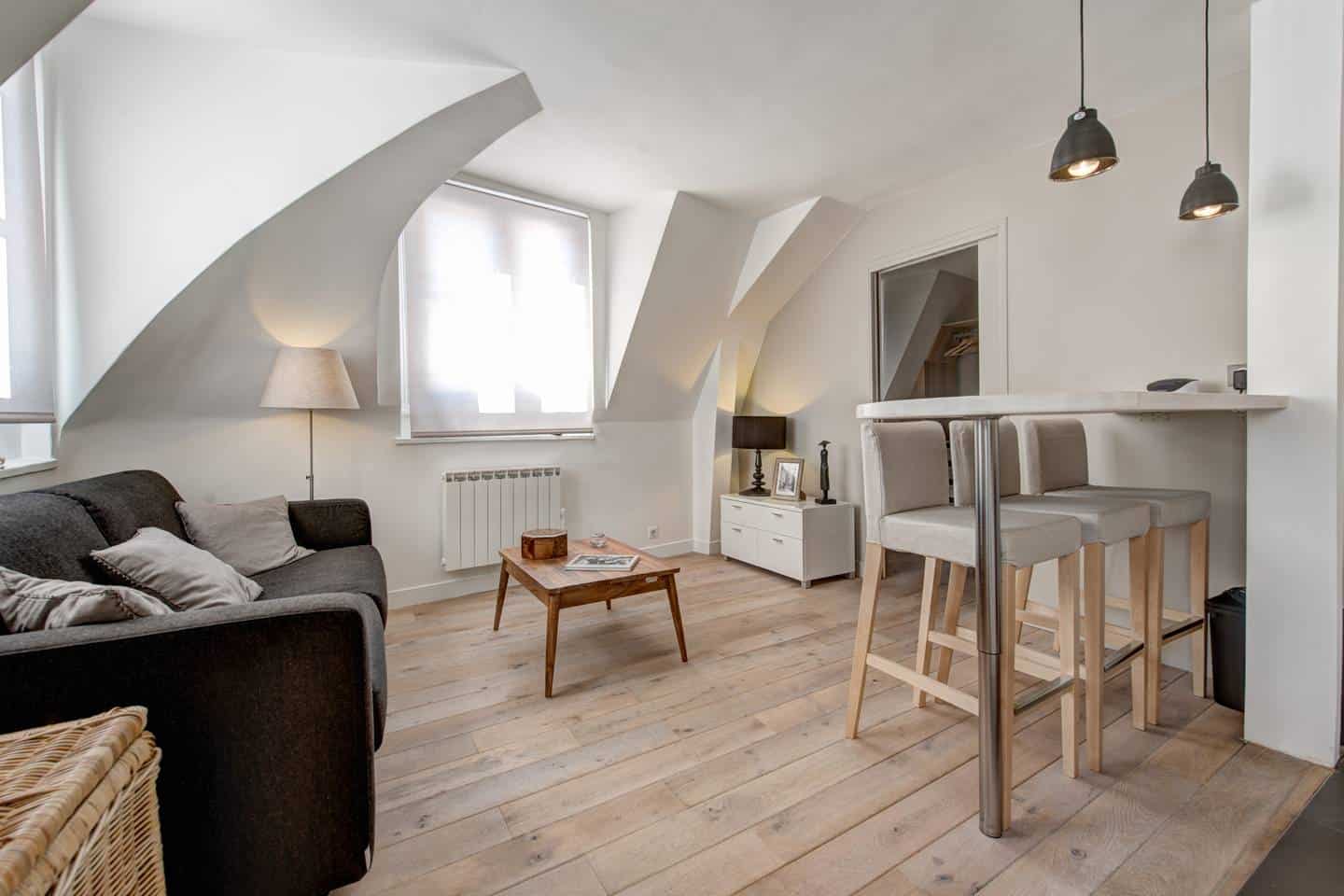 Wow! This Airbnb Paris listing near Latin Quarter is dreamy. You have to see the pictures!