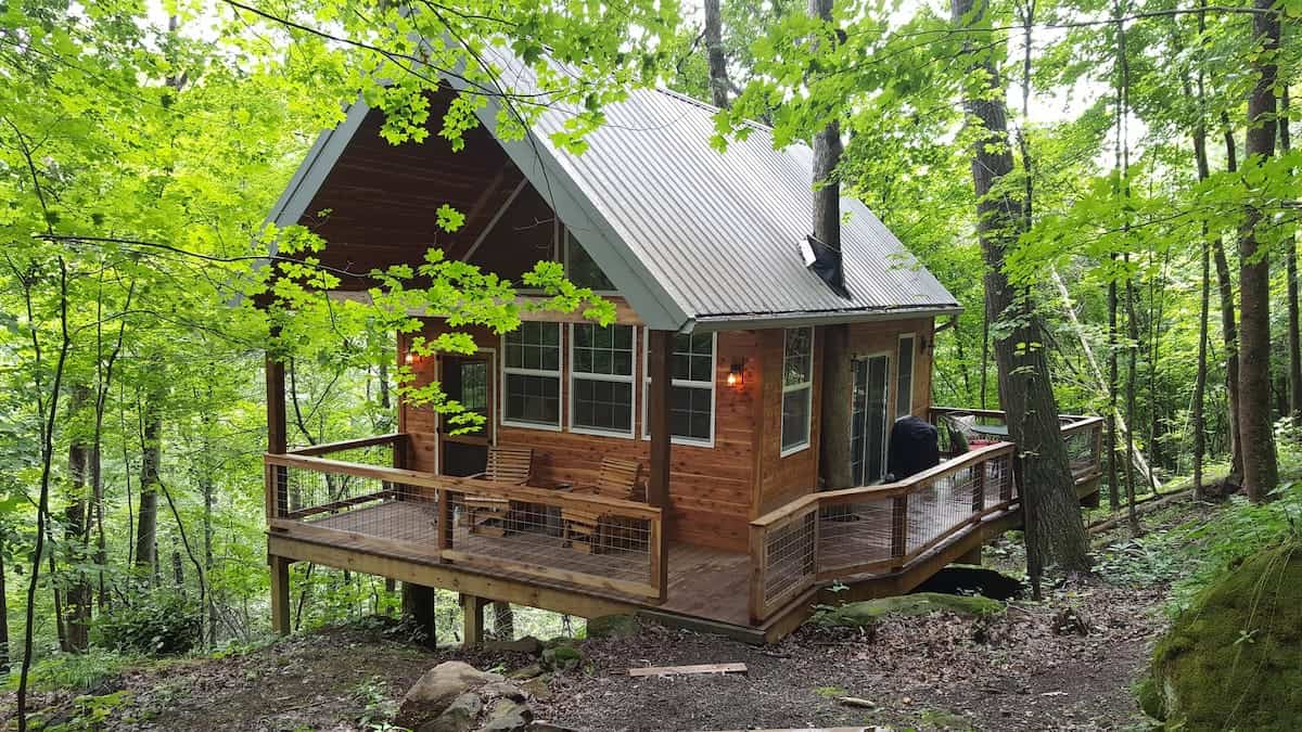 Image of treehouse rental in Ohio