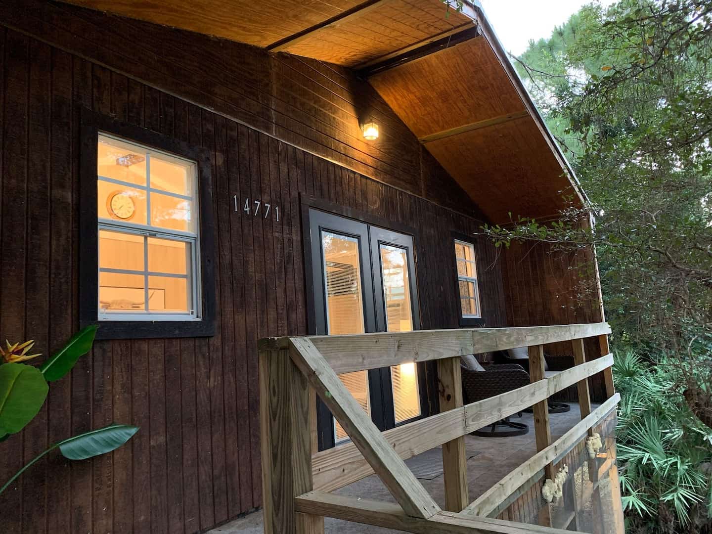 Image of treehouse rental in Florida