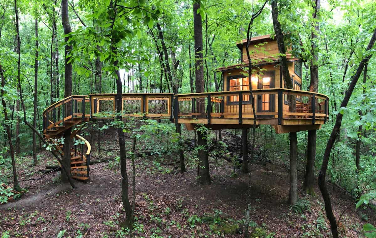 Image of treehouse rental in Georgia