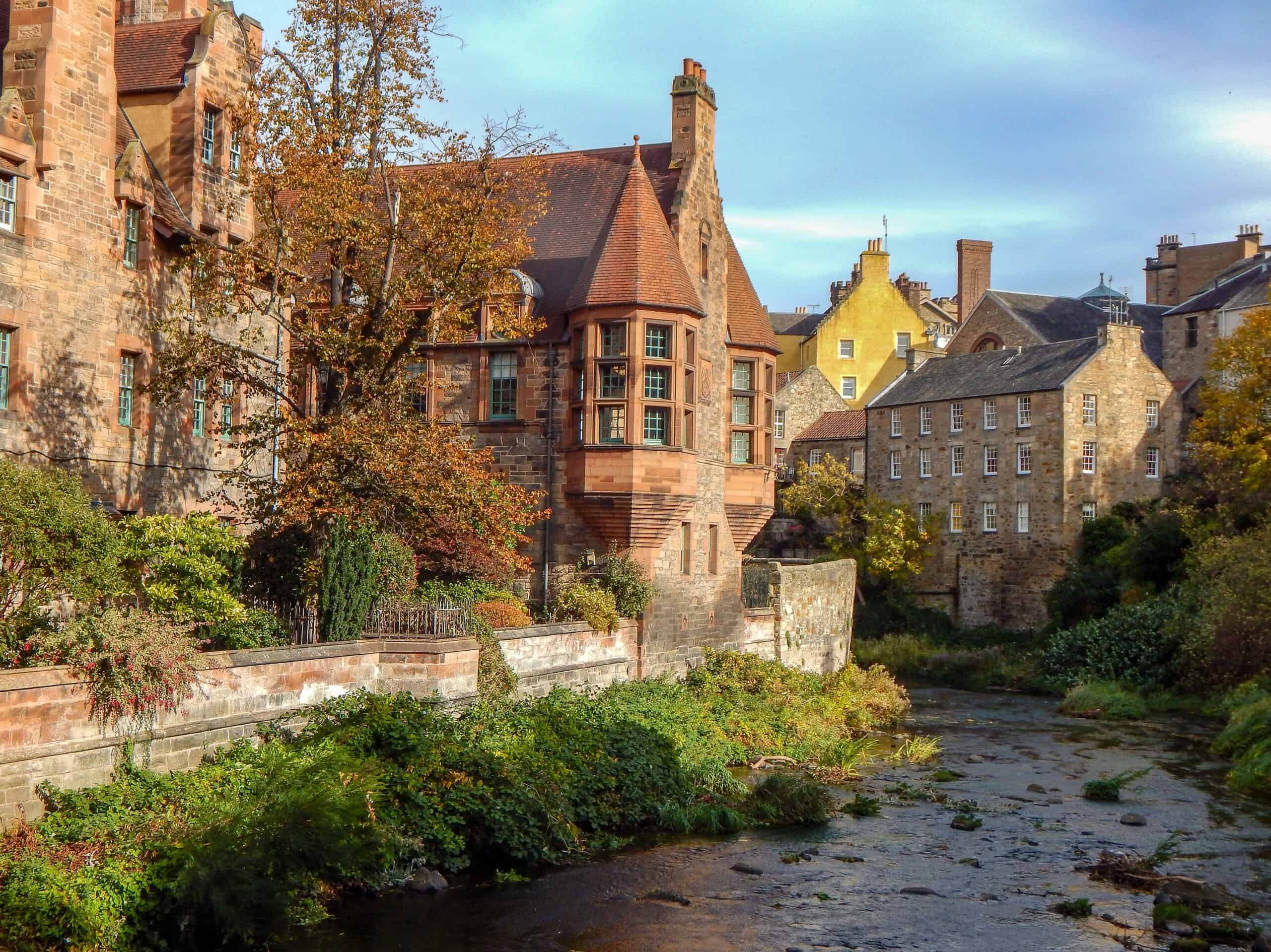 Wow! We found the Best Airbnb Edinburgh, Scotland Rentals. Save time searching!