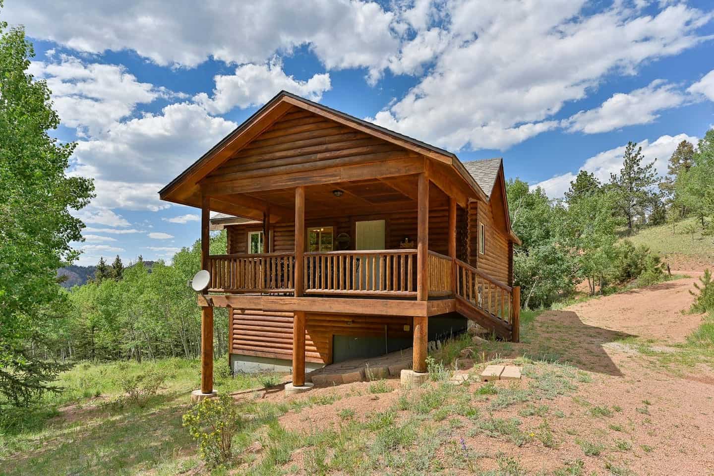 Image of cabin rental in Colorado