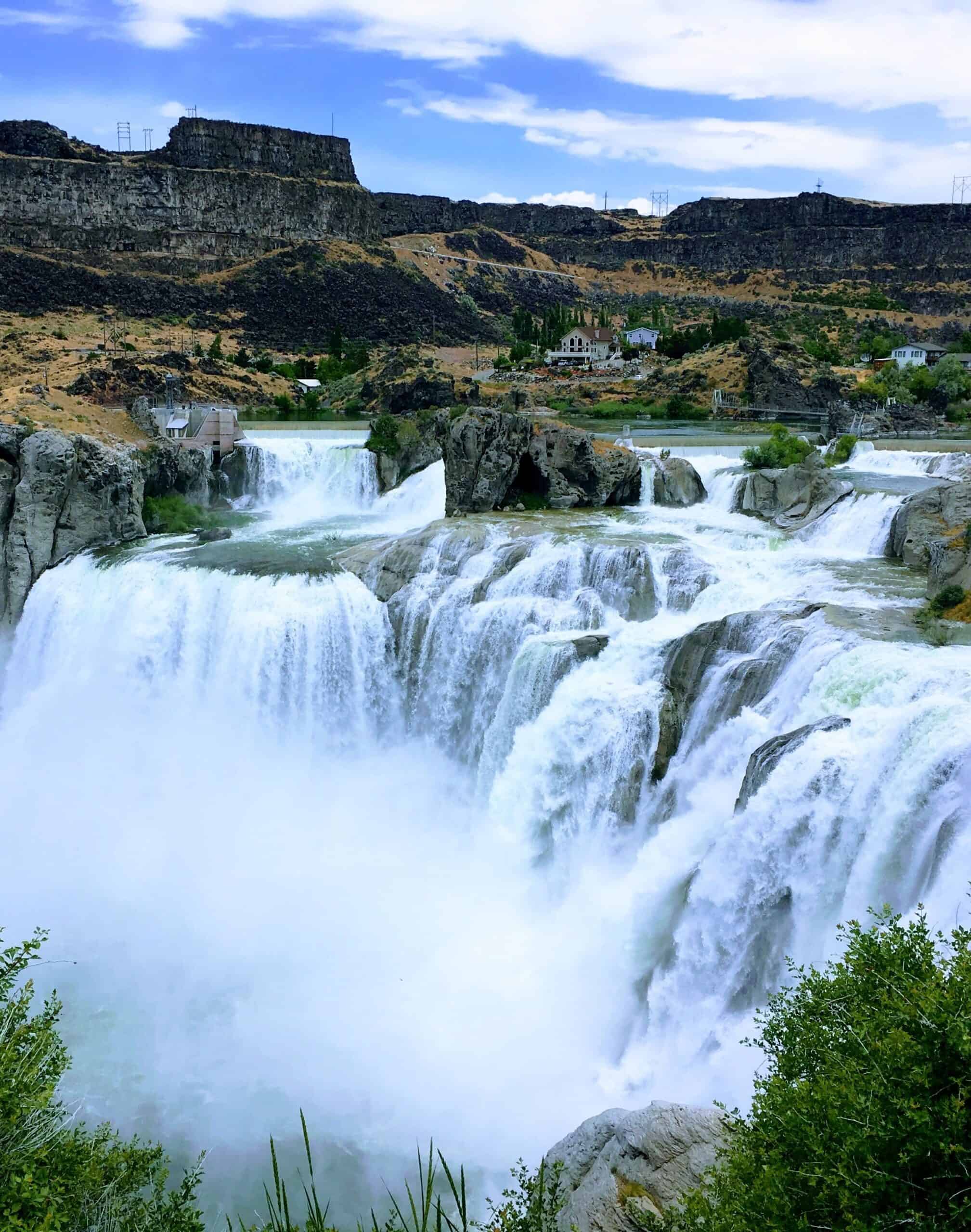 Wow! We found the Best Airbnb Twin Falls, Idaho Rentals. Save time searching!