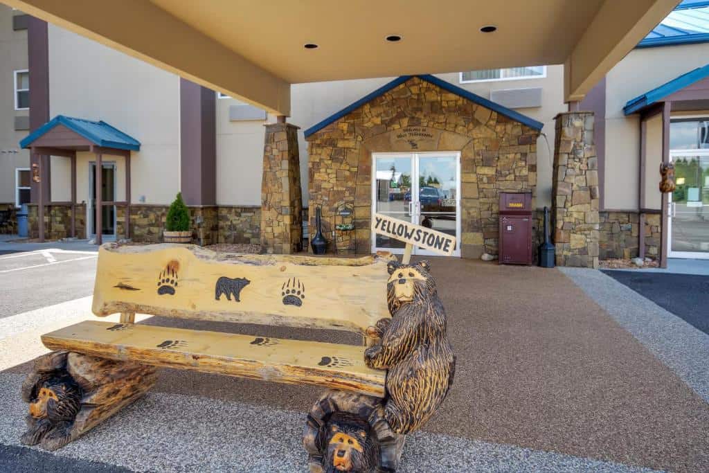 Yellowstone West Gate Hotel hotel image