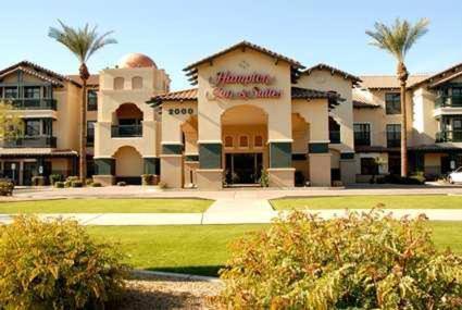 Hampton Inn & Suites Phoenix-Goodyear image