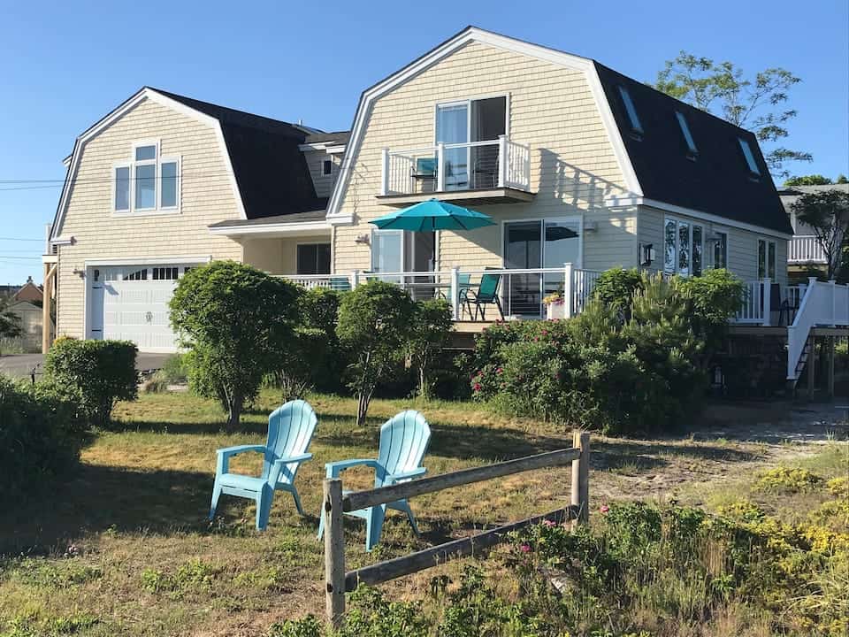 Image of beachfront rental in Maine
