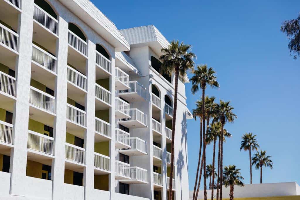 Holiday Inn Phoenix-Mesa/Chandler, an IHG Hotel image