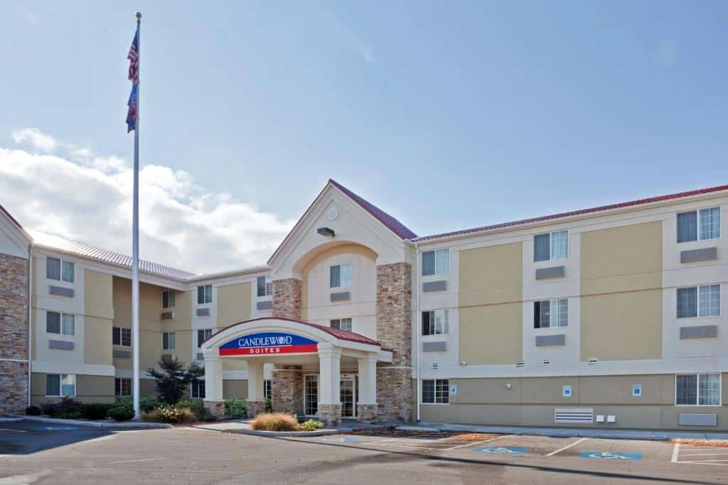 Candlewood Suites Boise-Meridian, an IHG Hotel image