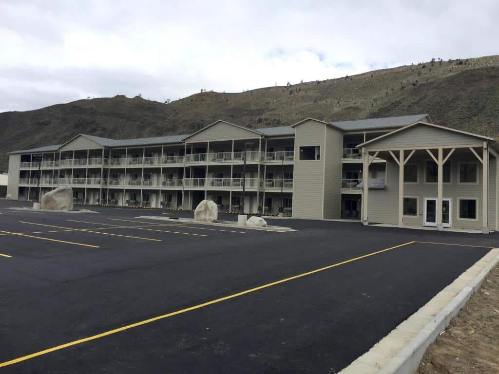 Yellowstone Big Rock Inn hotel image