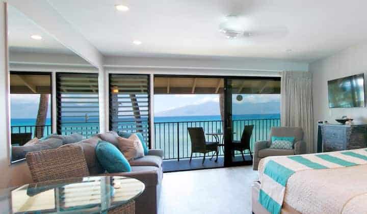 Image of beachfront rental in Maui Hawaii