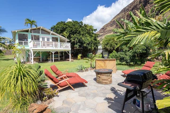 Image of beachfront rental in Oahu Hawaii