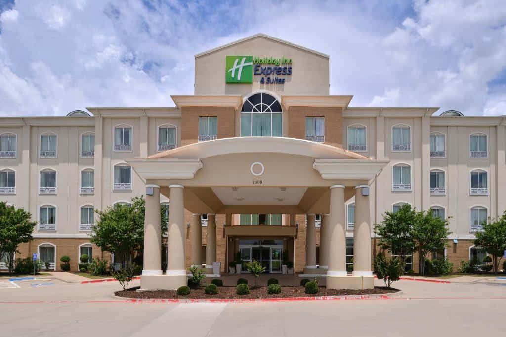 Holiday Inn Express Hotel & Suites Sherman Highway 75, an IHG Hotel image