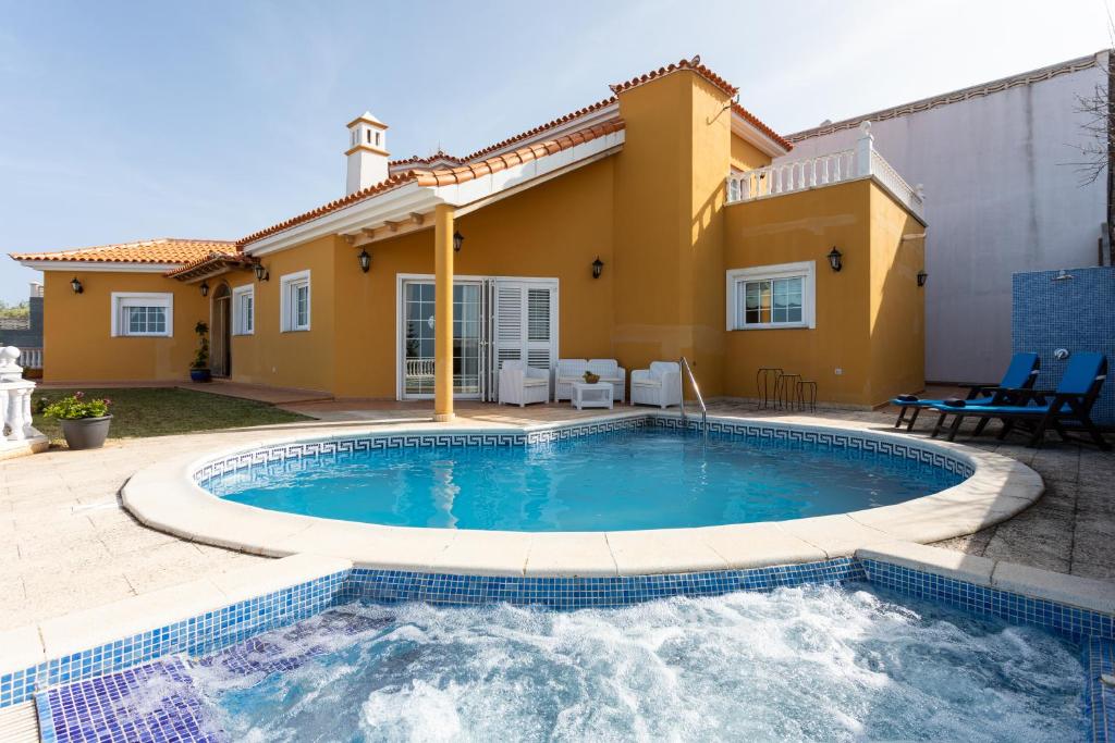 Home2Book Luxury El Helecho del Teide, Private Pool image