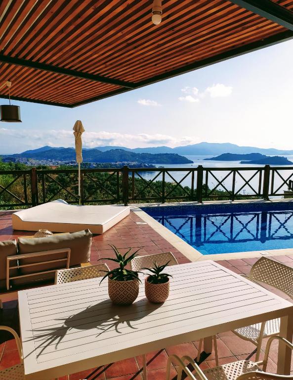 2B Luxurious Villa Io, With Private Pool And Stunningt Sea Views image