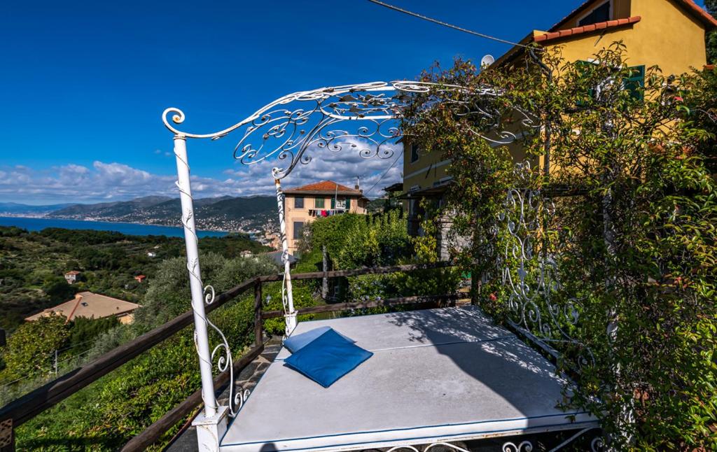 Villa Pissorella, Luxury property in Camogli image