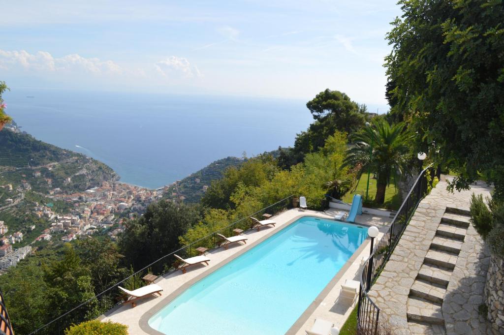 Scala Villa Sleeps 9 Pool Air Con WiFi image