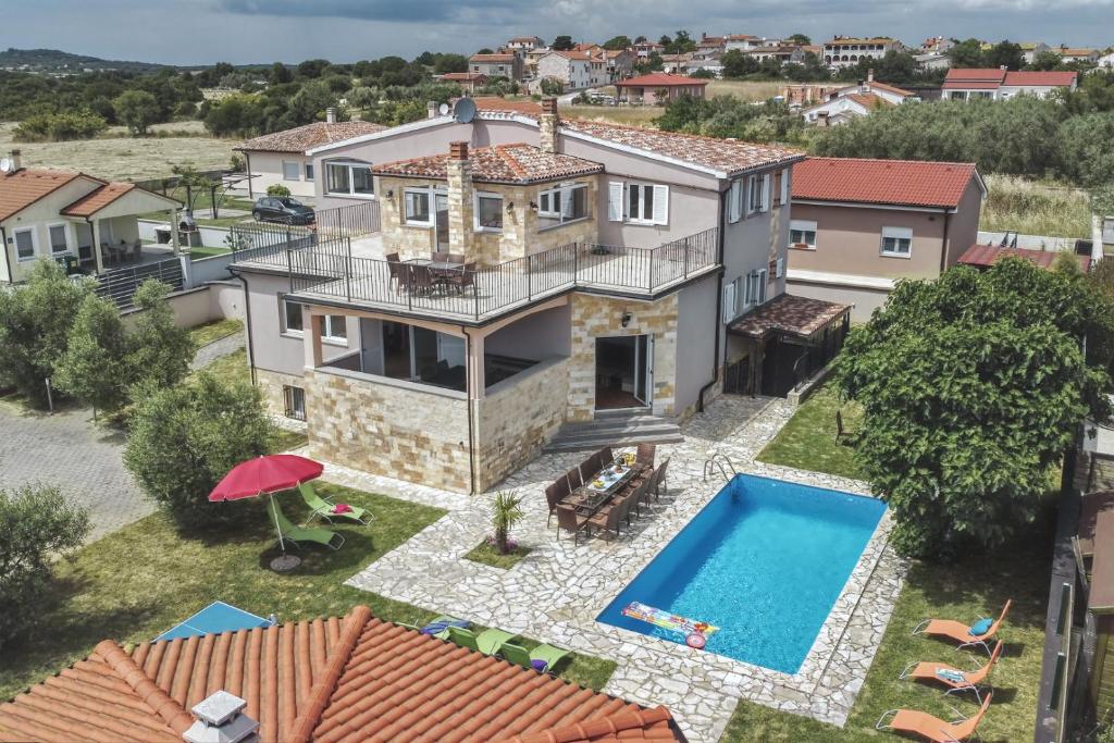 Villa GRACIA - luxury house with pool & bbq, Pula-Istria image