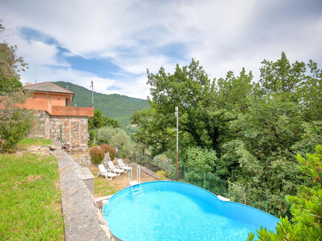 Splendid Villa in Recco with Private Pool image