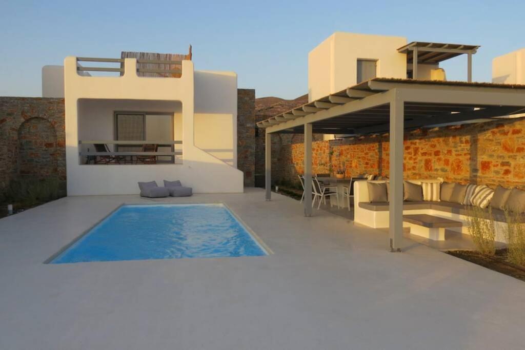 Villa Dione, private pool & seaview by Naxos Dunes image
