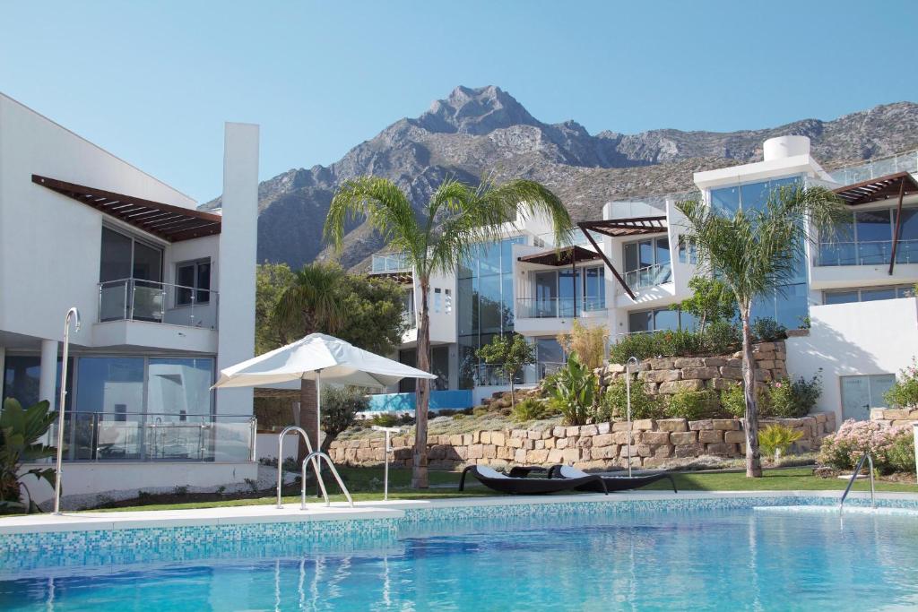 Luxurious Villa Marbella image