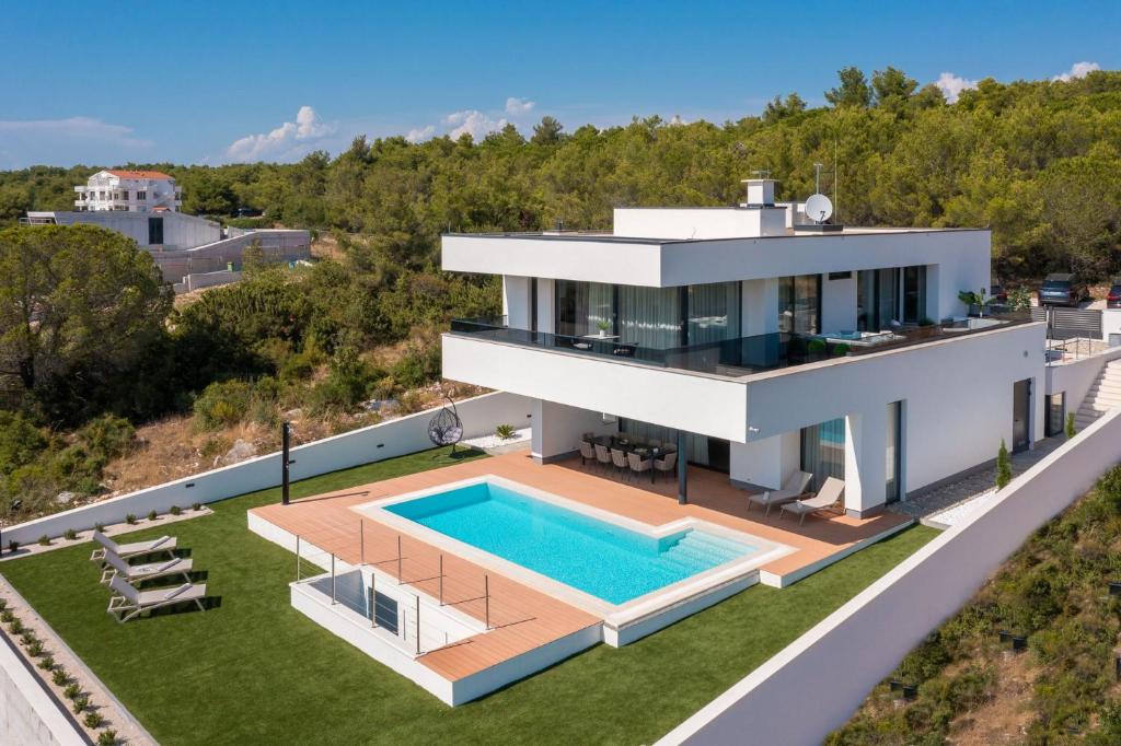 Beautiful Villa Calvi image