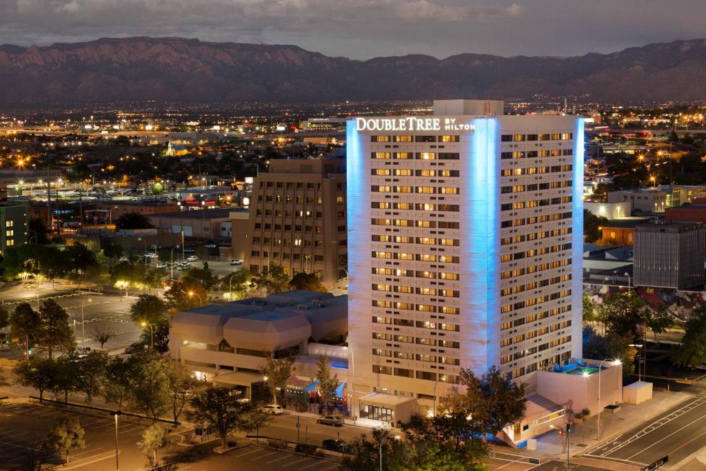 DoubleTree by Hilton Downtown Albuquerque image