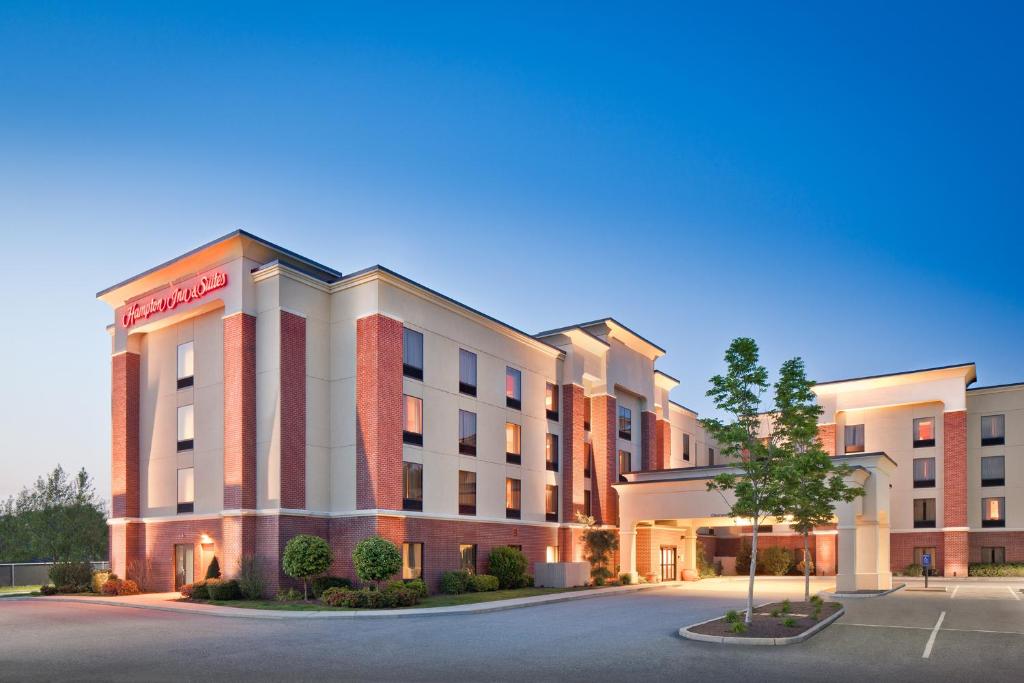 Hampton Inn & Suites Providence / Smithfield image