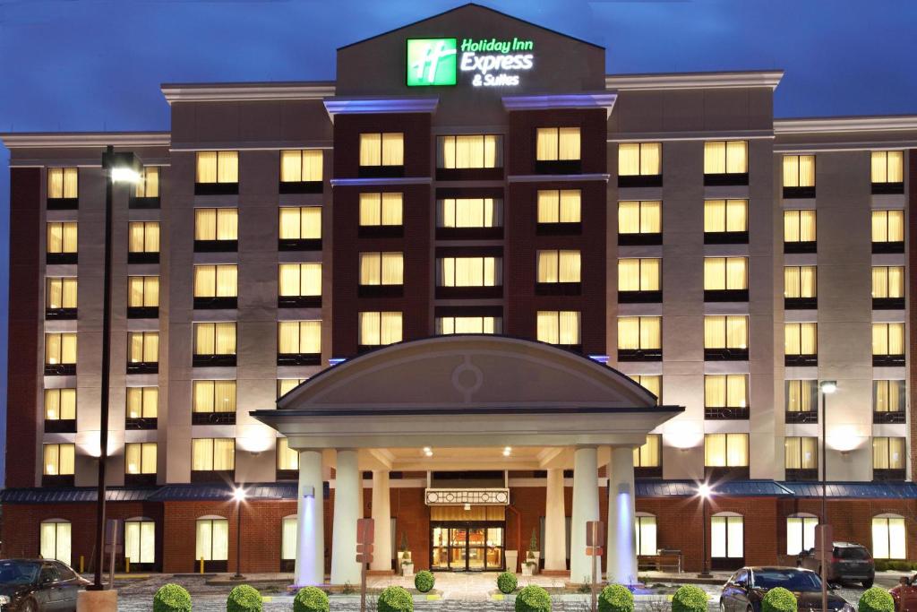 Holiday Inn Express Hotel & Suites Ohio State University- OSU Medical Center, an IHG Hotel image