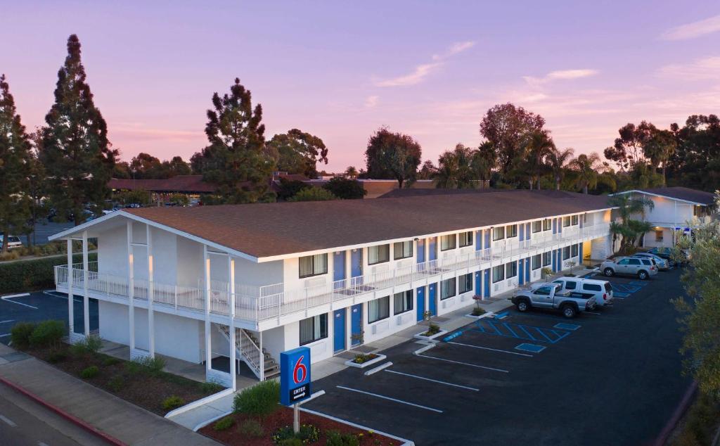Motel 6-Goleta, CA - Santa Barbara image