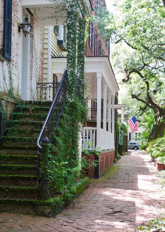 Wow! We found the Best Pet Friendly Hotels in Savannah. Save time searching!