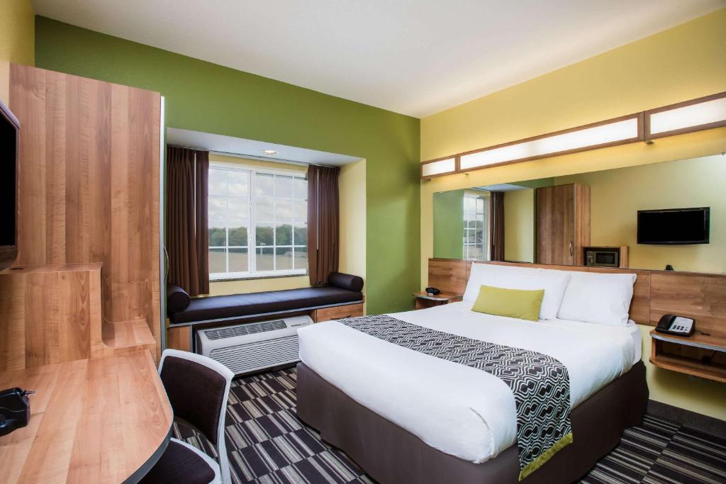 Microtel Inn and Suites by Wyndham image