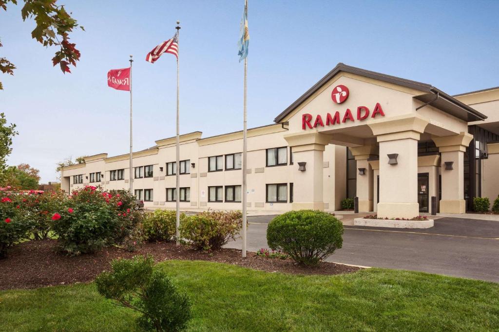 Ramada by Wyndham Newark/Wilmington image