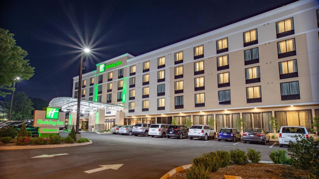 Holiday Inn Knoxville N - Merchant Drive, an IHG Hotel image