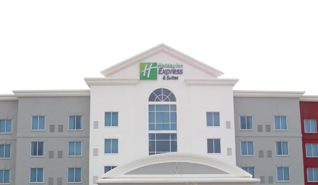 Holiday Inn Express Hotel & Suites Columbia-Fort Jackson, an IHG Hotel image
