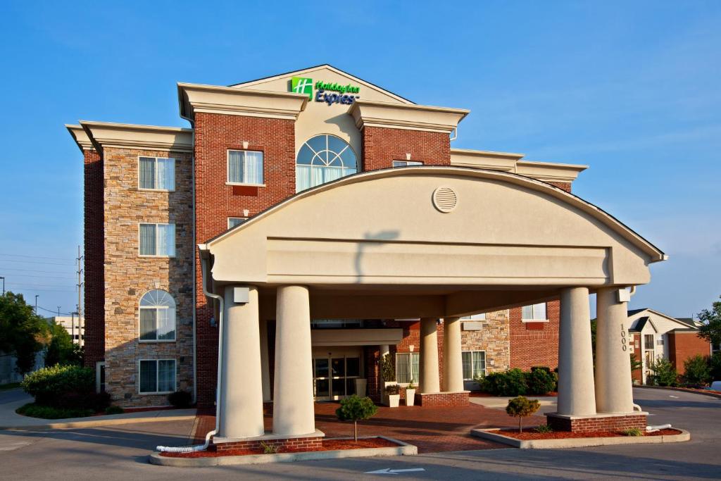 Holiday Inn Express Hotel & Suites Lexington-Downtown University, an IHG Hotel image