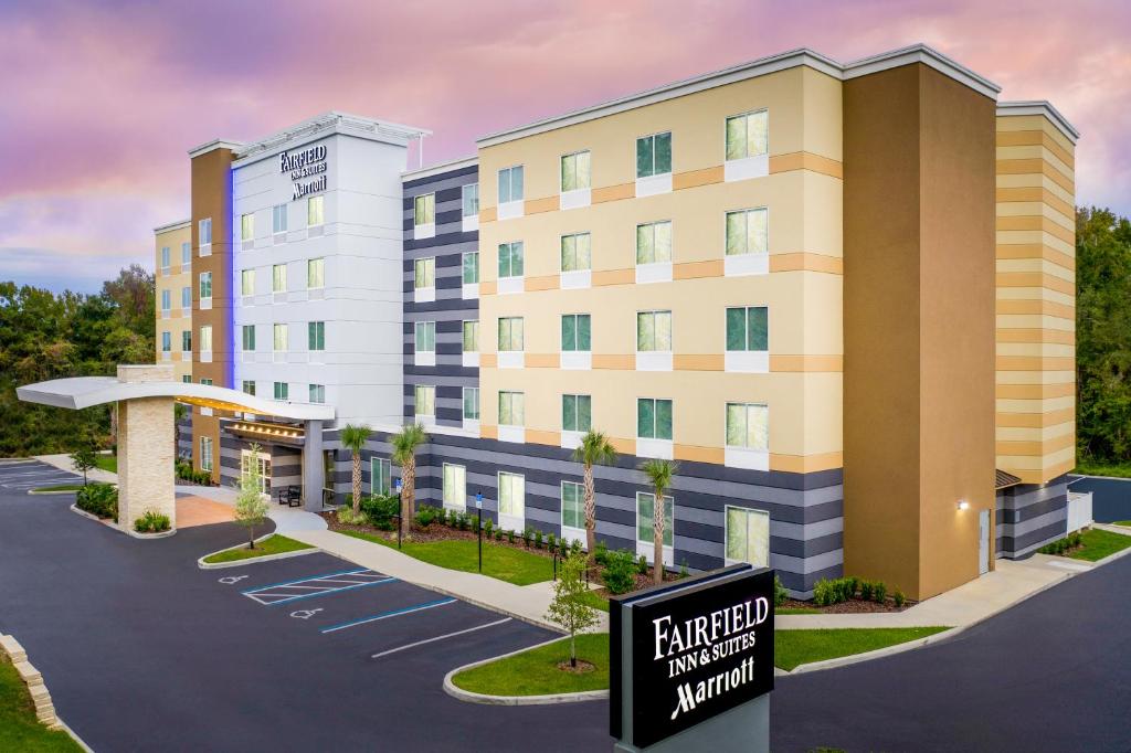 Fairfield Inn & Suites by Marriott Gainesville I-75 image