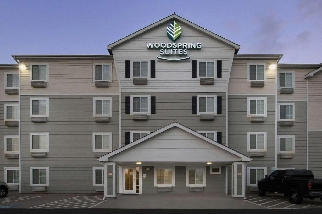 WoodSpring Suites Waco near University image