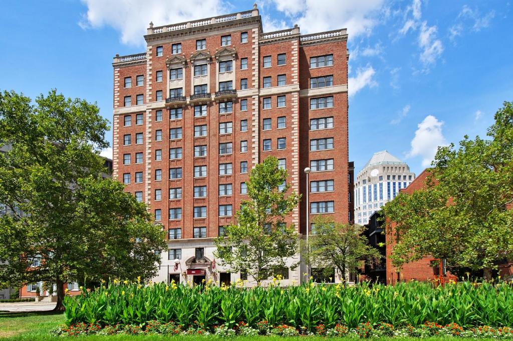 Residence Inn by Marriott Cincinnati Downtown/The Phelps image