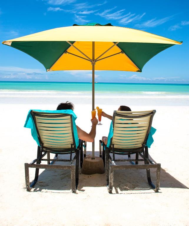 Acajou Beach Resort image