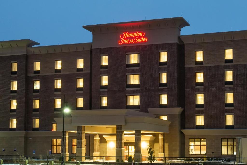 Hampton Inn & Suites - Cincinnati/Kenwood, OH image