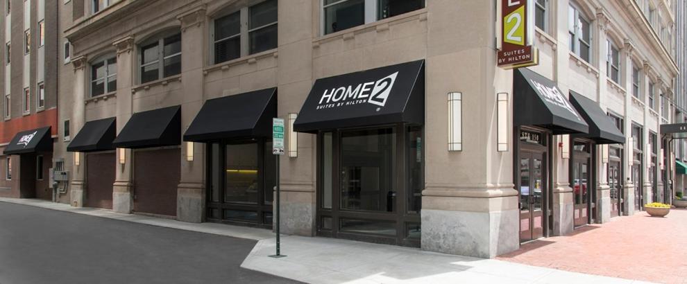 Home2 Suites by Hilton Indianapolis Downtown image