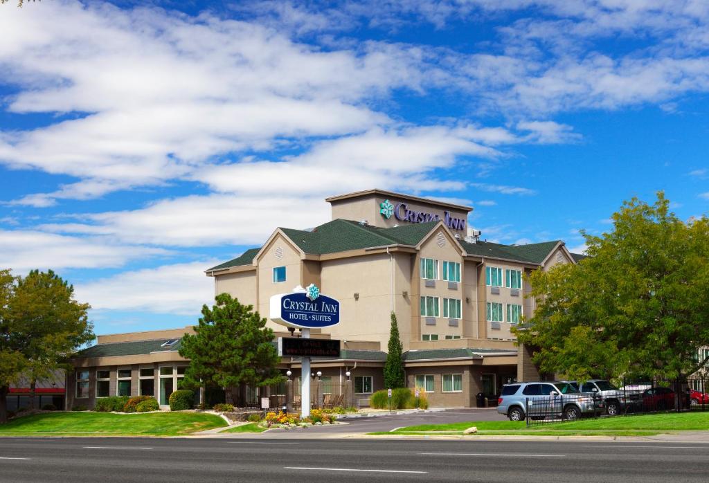 Crystal Inn Hotel & Suites - Salt Lake City image
