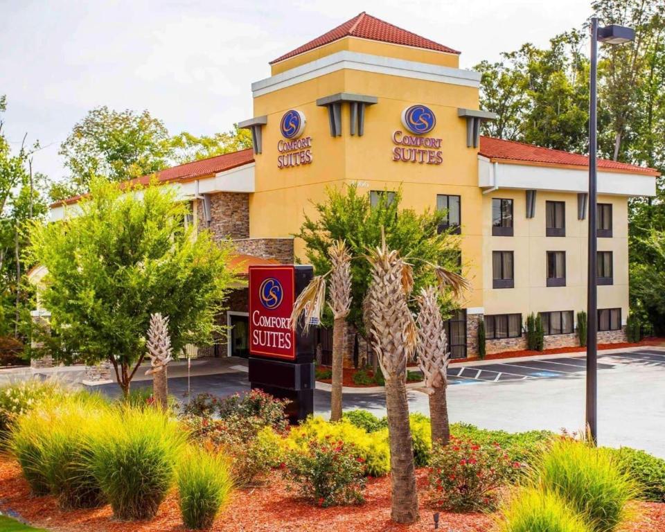 Comfort Suites at Kennesaw State University image