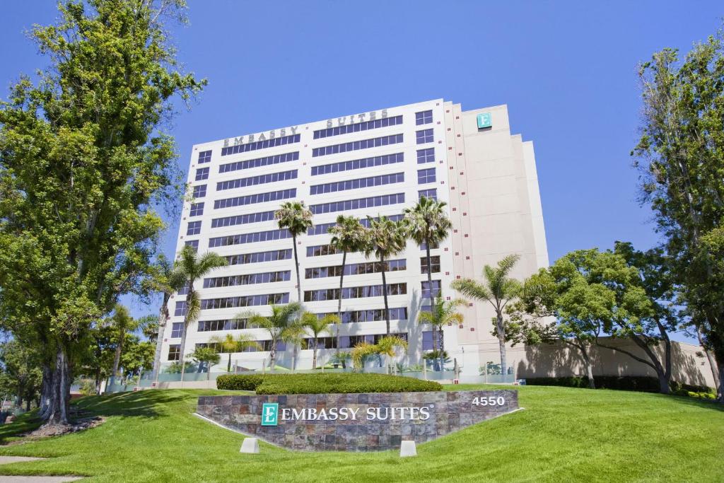 Embassy Suites by Hilton San Diego - La Jolla image