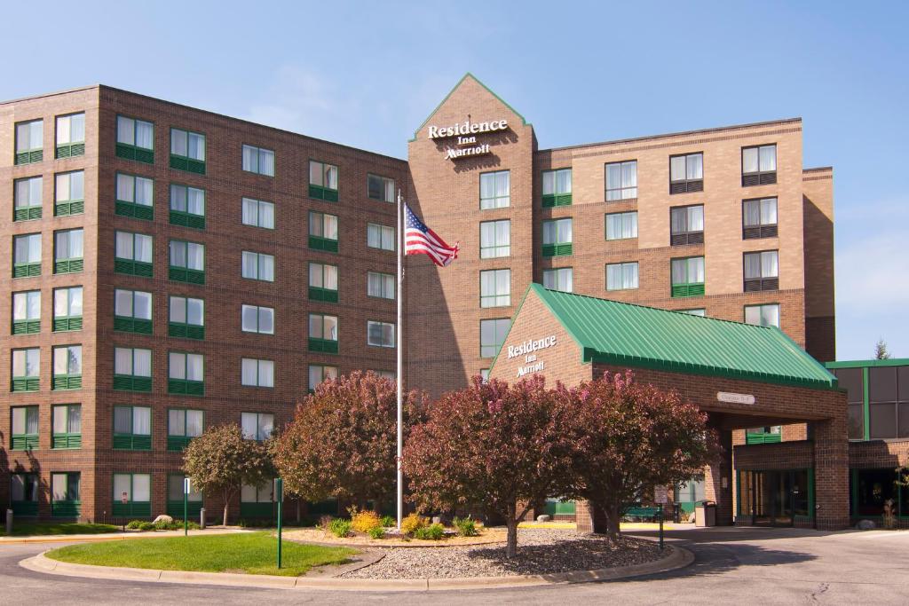 Residence Inn by Marriott Minneapolis Edina image