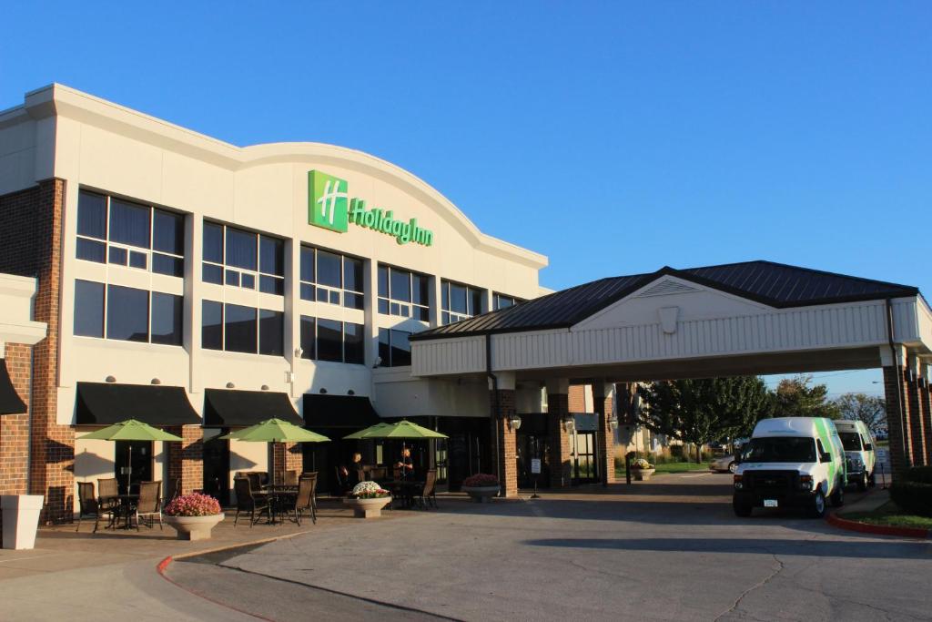 Holiday Inn Des Moines-Airport Conference Center, an IHG Hotel image