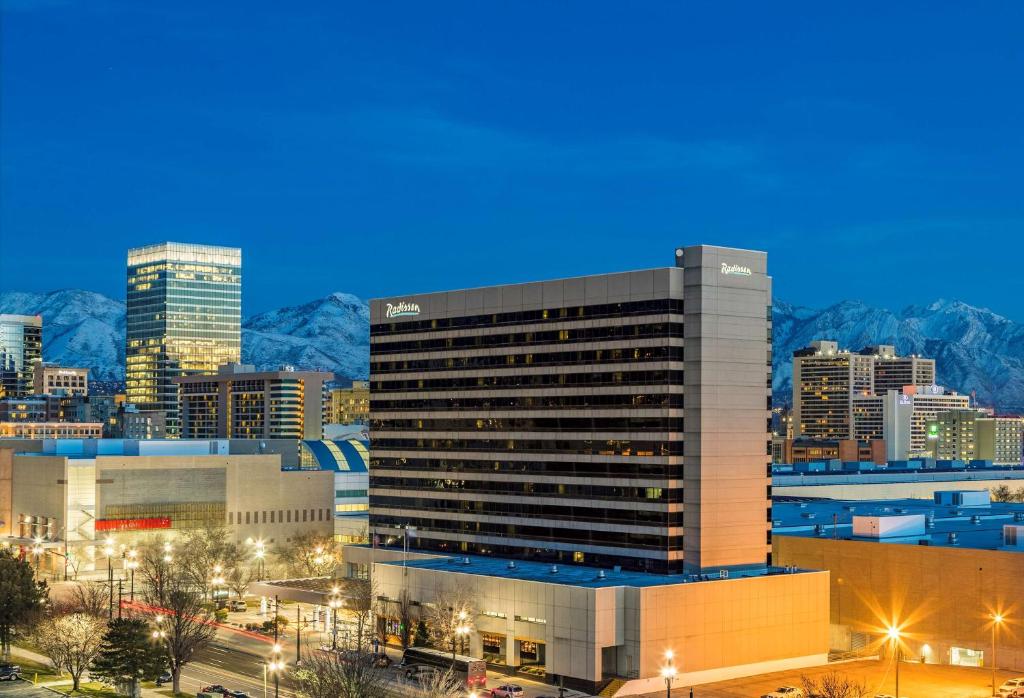 Radisson Hotel Downtown Salt Lake City image