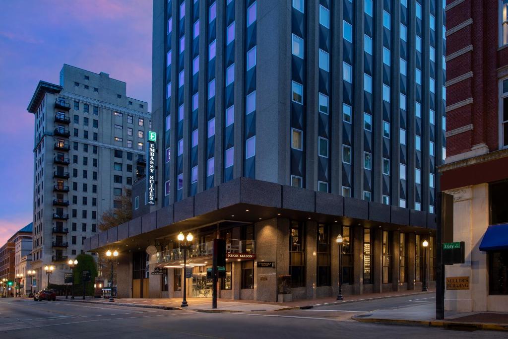 Embassy Suites By Hilton Knoxville Downtown image