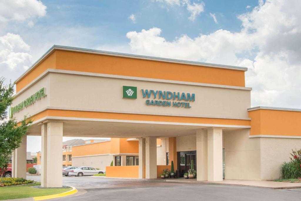 Wyndham Garden Oklahoma City Airport image